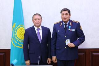 В Костанае состоялось награждение ко Дню машиностроителя и 30-летию Конституции Республики Казахстан В Костанае состоялось награждение ко Дню машиностроителя и 30-летию Конституции Республики Казахстан