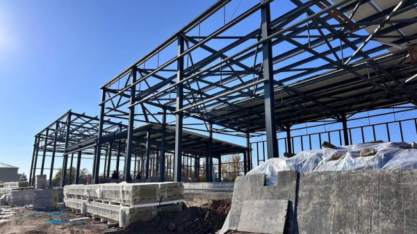 В Улытауском районе строится здание бассейна В Улытауском районе строится здание бассейна