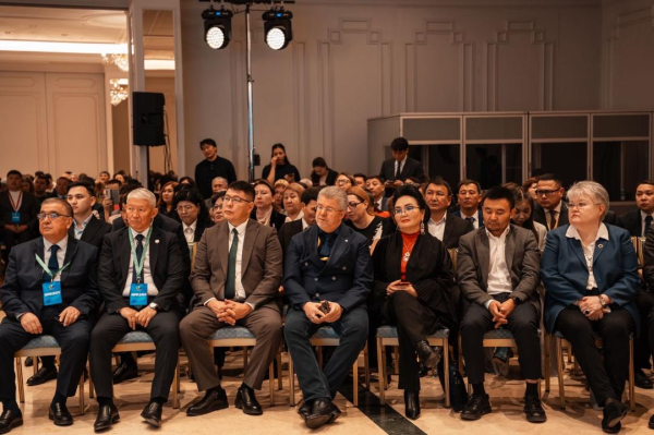 Гражданский форум укрепляет диалог между властью и обществом