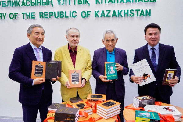 Международная конференция «Қоңыратбаевтар әлемі» объединила учёных и литературоведов