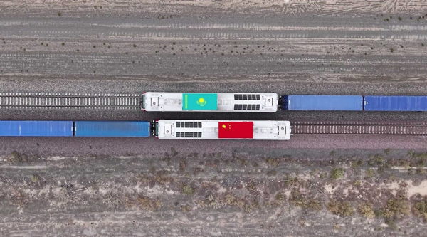 VII форум New Silk Way: Токаев запустил стратегическую линию Достык – Мойынты