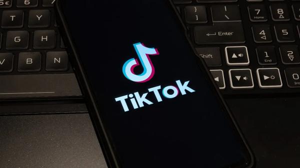 50% выручки некоторые казахстанские предприниматели получают через TikTok – исследование
 
50% выручки некоторые казахстанские предприниматели получают через TikTok – исследование
