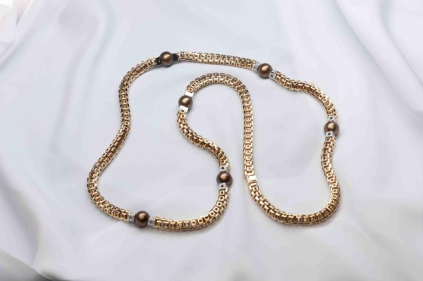 Серьги за 6,6 млн тенге: изъятые ювелирные украшения продали на торгах с большими скидками
Серьги за 6,6 млн тенге: изъятые ювелирные украшения продали на торгах с большими скидками