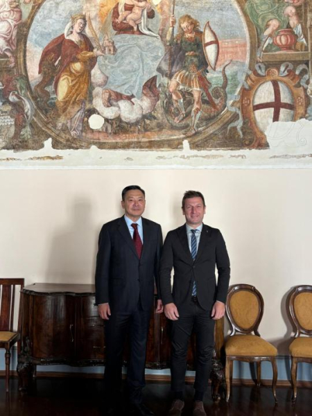 Казахстан продвигает цифровое развитие и инновации на Mediterranean Business Forum