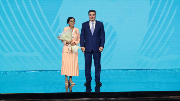 День труда: признание вклада людей труда в экономику День труда: признание вклада людей труда в экономику