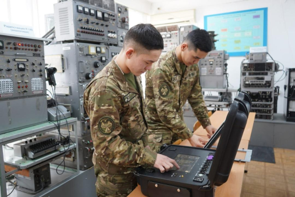 В учебном центре «Бітімгер» проверили готовность миротворцев к международной миссии