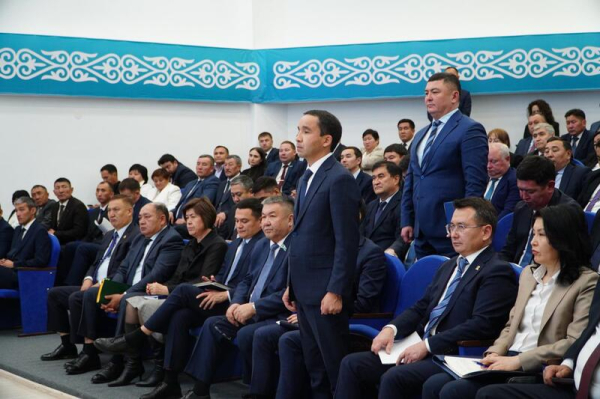 Советник Президента провёл встречу в Акмолинской области по разъяснению стратегических направлений Послания Главы государства