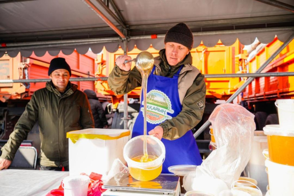В столице представили более 800 тонн продукции на сельхозярмарке В столице представили более 800 тонн продукции на сельхозярмарке