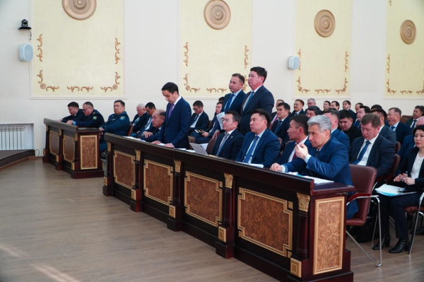 В Акмолинской области подвели итоги социально-экономического развития за 9 месяцев 2025 года В Акмолинской области подвели итоги социально-экономического развития за 9 месяцев 2025 года