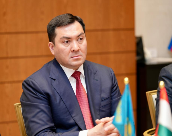 Казахстан и Таджикистан расширяют энергетическое и гуманитарное сотрудничество Казахстан и Таджикистан расширяют энергетическое и гуманитарное сотрудничество