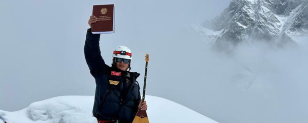 Первый в Казахстане счетчик восхождений установили на вершине Большого Алматинского пика