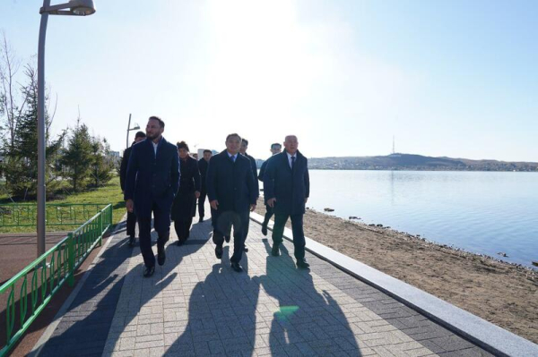 Аким Акмолинской области встретился с депутатами Мажилиса: акцент - на цифровизацию и развитие региона Аким Акмолинской области встретился с депутатами Мажилиса: акцент - на цифровизацию и развитие региона