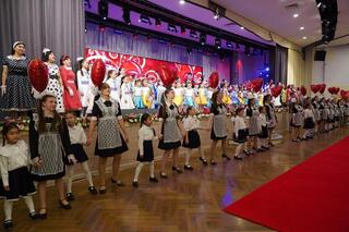 Лучшие педагоги Акмолинской области получили признание и награды ко Дню учителя