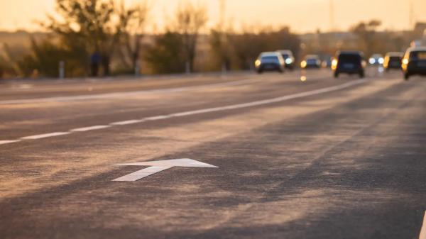 Начавшееся три года назад строительство трассы Сарыозек – Коктал завершили в Жетысуской области
 
Начавшееся три года назад строительство трассы Сарыозек – Коктал завершили в Жетысуской области