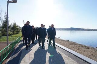 Аким Акмолинской области встретился с депутатами Мажилиса: акцент - на цифровизацию и развитие региона Аким Акмолинской области встретился с депутатами Мажилиса: акцент - на цифровизацию и развитие региона