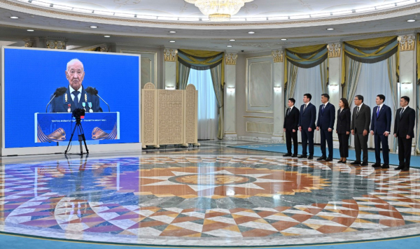 VII форум New Silk Way: Токаев запустил стратегическую линию Достык – Мойынты