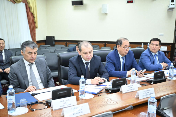 В Казахстане укрепляют связи между товаропроизводителями и потребителями В Казахстане укрепляют связи между товаропроизводителями и потребителями