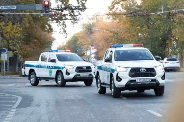 Нацгвардия в Алматы получила новые служебные автомобили