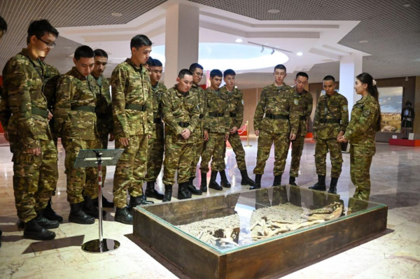 Будущие офицеры Казахстана посетили Военно-исторический музей Будущие офицеры Казахстана посетили Военно-исторический музей