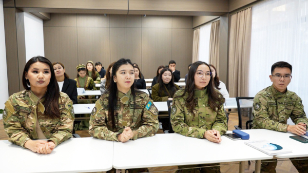 КазНУ и «Казселезащита» создают научный центр для борьбы с природными угрозами КазНУ и «Казселезащита» создают научный центр для борьбы с природными угрозами