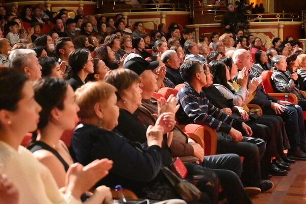 Заслуженная артистка России Альбина Шагимуратова выступила в "Астана Опера" Заслуженная артистка России Альбина Шагимуратова выступила в "Астана Опера"