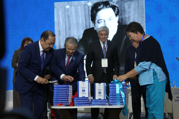 В Карагандинском университете отметили юбилей академика Букетова