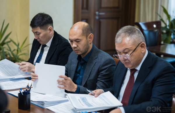 ЕАЭС усиливает контроль за аккредитацией и безопасностью транспортных средств