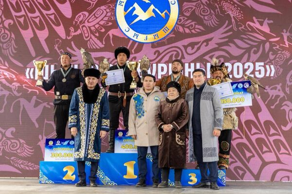 Международный фестиваль беркутчи состоялся в Восточно-Казахстанской области