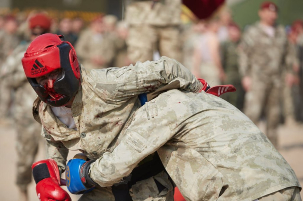 В Национальной гвардии впервые два брата из одной семьи стали обладателями краповых беретов В Национальной гвардии впервые два брата из одной семьи стали обладателями краповых беретов