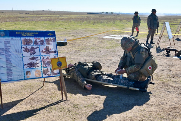 Итоговая проверка в войсках: военнослужащие сдают зачёты по боевой подготовке Итоговая проверка в войсках: военнослужащие сдают зачёты по боевой подготовке