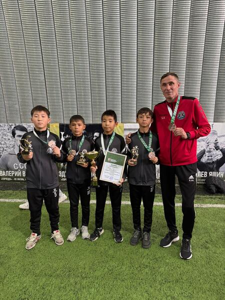 11 октября 2025 года в городе Сарань состоялась торжественная церемония награждения футбольных команд — участников
