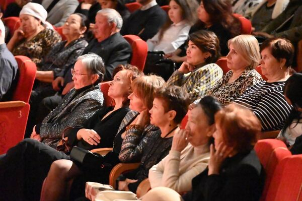 Заслуженная артистка России Альбина Шагимуратова выступила в "Астана Опера" Заслуженная артистка России Альбина Шагимуратова выступила в "Астана Опера"