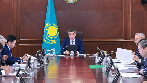 Бектенов: «Не будет инвестиций — не будет развития экономики» Бектенов: «Не будет инвестиций — не будет развития экономики»