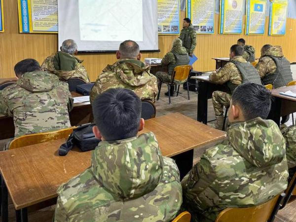 Казахстанские топографы отработали действия по привязке боевых порядков