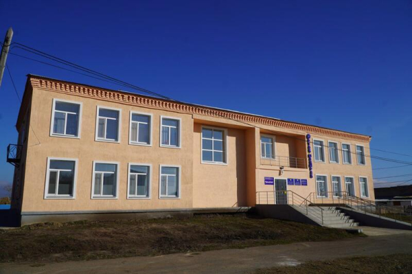 Марат Ахметжанов встретился со школьниками из села Кызылагаш, покорившим Италию своими роботами Марат Ахметжанов встретился со школьниками из села Кызылагаш, покорившим Италию своими роботами