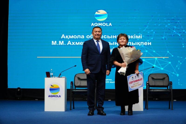 Аким области обсудил с жителями Зеренды развитие сельского хозяйства, промышленности и социальной сферы