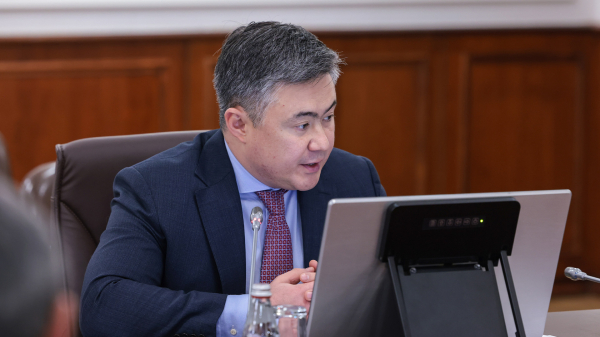 Бектенов обсудил создание инновационной экосистемы Алатау