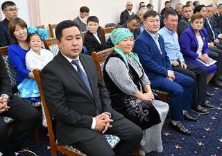 Североказахстанские аграрии снова на высоте: чествование Мурата Каражуманова Североказахстанские аграрии снова на высоте: чествование Мурата Каражуманова