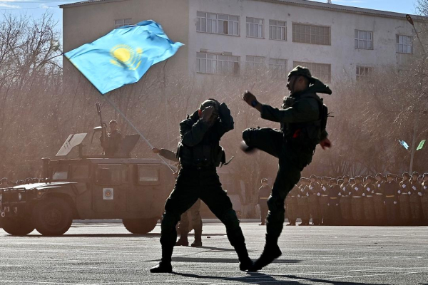 Более 1500 молодых десантников принесли Военную присягу Более 1500 молодых десантников принесли Военную присягу