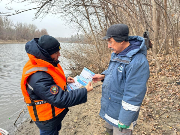 Более 6 тысяч рейдов: МЧС усилило профилактику несчастных случаев на льду Более 6 тысяч рейдов: МЧС усилило профилактику несчастных случаев на льду