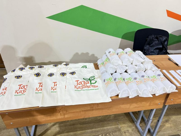 В Карагандинской области школьников учат делать города чище и экологичнее