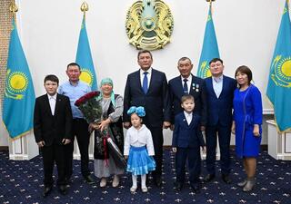 Североказахстанские аграрии снова на высоте: чествование Мурата Каражуманова Североказахстанские аграрии снова на высоте: чествование Мурата Каражуманова