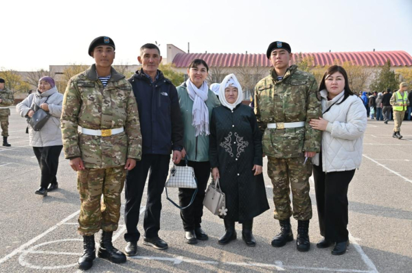 В Мангистауской области более 700 новобранцев приняли Военную присягу В Мангистауской области более 700 новобранцев приняли Военную присягу