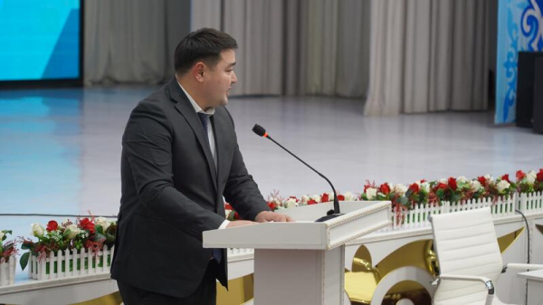 В селе Красный Яр состоялась отчетная встреча акима города Кокшетау с жителями.