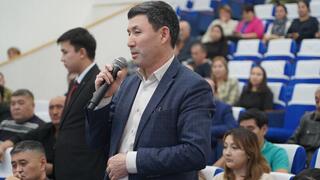 В селе Красный Яр состоялась отчетная встреча акима города Кокшетау с жителями.