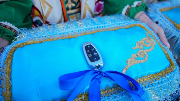 198 новых служебных автомобилей получили полицейские Восточно-Казахстанской области 198 новых служебных автомобилей получили полицейские Восточно-Казахстанской области