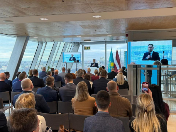 В Риге обсудили расширение транзита и инвестиционного партнерства В Риге обсудили расширение транзита и инвестиционного партнерства