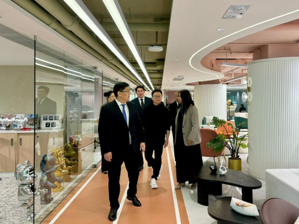 6-миллиардный дистрибьютор Гонконга заинтересовался товарами из Казахстана