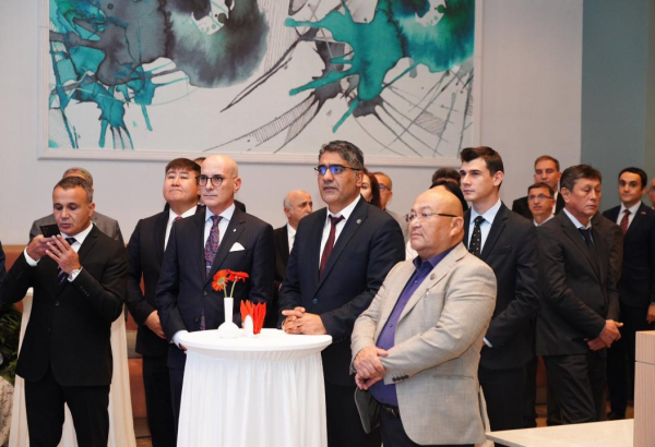 В Туркестане отпраздновали 102-ю годовщину Республики Турция В Туркестане отпраздновали 102-ю годовщину Республики Турция