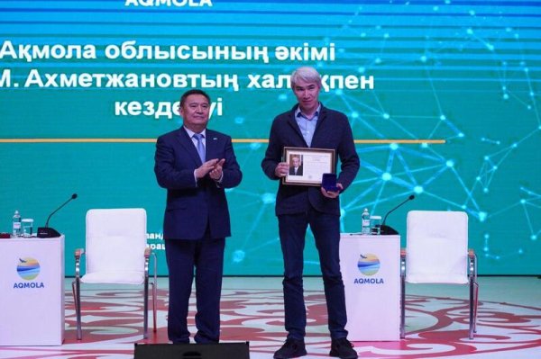 На встрече с населением Буландынского района аким области Марат Ахметжанов обсудил актуальные вопросы развития региона